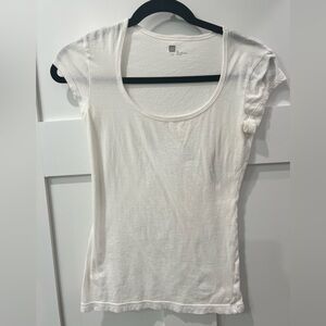 VGUC Gap White Women's Top